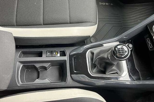 Used Volkswagen T-Roc 2019 for sale - 76119788: Photo 19