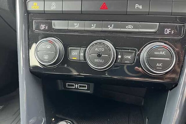 Used Volkswagen T-Roc 2019 for sale - 76119788: Photo 27