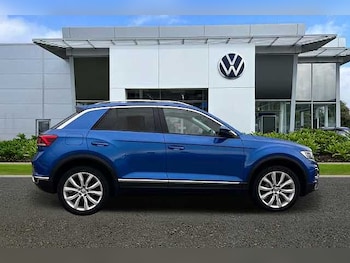 Used Volkswagen T-Roc 2019 for sale - 76119788: Photo 4