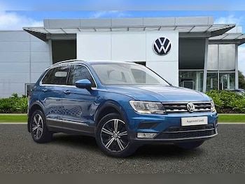 2017 (17) - 2.0 TDi 150 4Motion SE 5dr + WINTER PACK