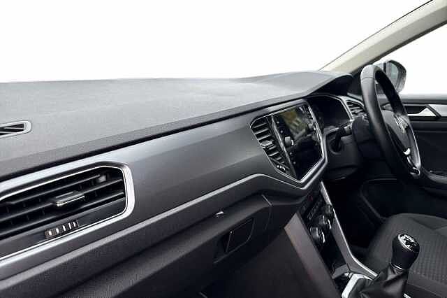 Used Volkswagen T-Roc 2022 for sale - 78083852: Photo 2