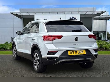Used Volkswagen T-Roc 2022 for sale - 78083852: Photo