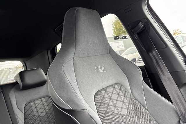 Used Volkswagen Golf 2022 for sale - 76490979: Photo 32