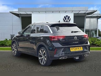 Used Volkswagen T-Roc 2024 for sale - 77802612: Photo