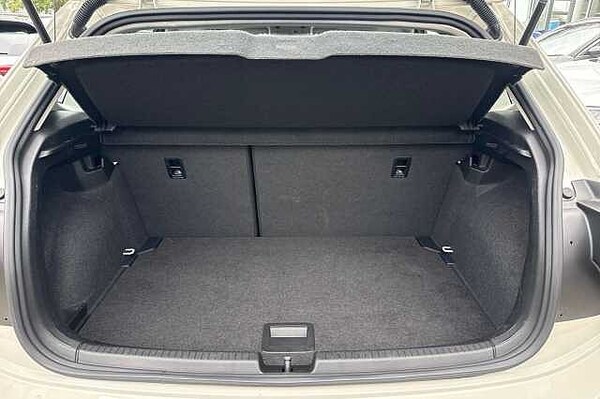 Used Volkswagen Polo 2023 for sale - 76236494: Photo 11