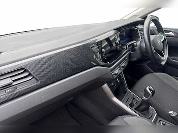 Used Volkswagen Polo 2023 for sale - 76236494: Photo 2