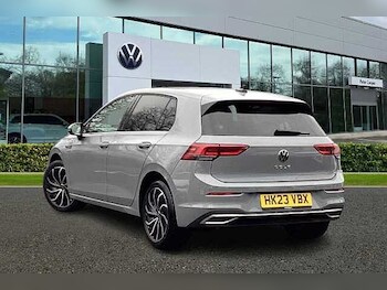 Used Volkswagen Golf 2023 for sale - 78242344: Photo