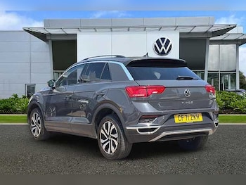 Used Volkswagen T-Roc 2022 for sale - 79167833: Photo