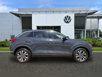 Used Volkswagen T-Roc 2022 for sale - 79167833: Photo