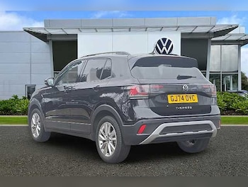 Used Volkswagen T-Cross 2024 for sale - 76719504: Photo