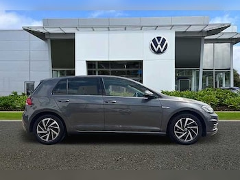 Used Volkswagen Golf 2020 for sale - 75398783: Photo