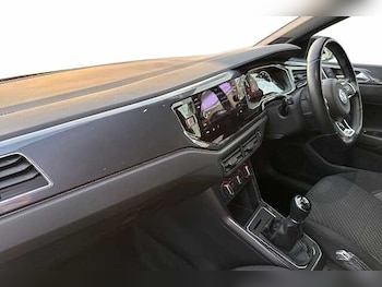 Used Volkswagen Polo 2020 for sale - 76706668: Photo