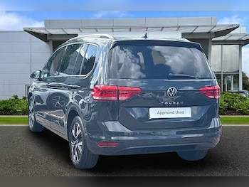 Used Volkswagen Touran 2022 for sale - 75445741: Photo