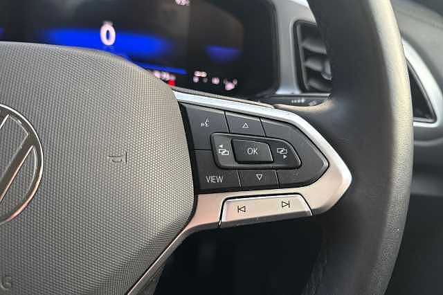 Used Volkswagen T-Roc 2023 for sale - 76706673: Photo 17