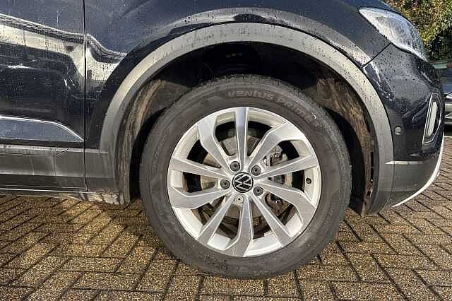 Used Volkswagen T-Roc 2023 for sale - 76706673: Photo 24