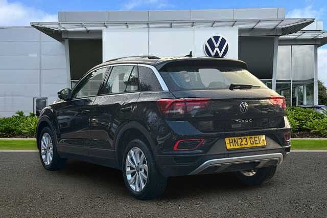 Used Volkswagen T-Roc 2023 for sale - 76706673: Photo 3