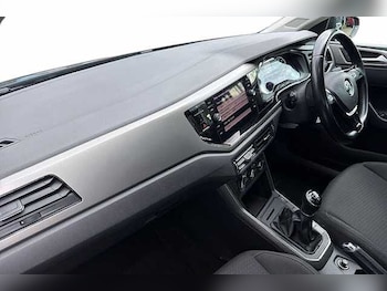 Used Volkswagen Polo 2019 for sale - 78083860: Photo