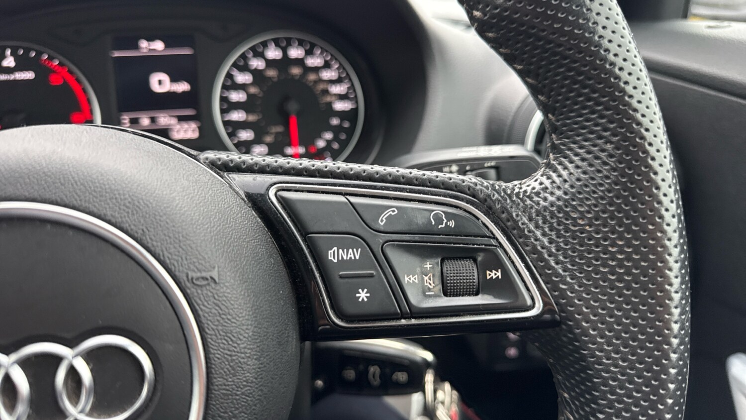 Used Audi Q2 2020 for sale - 77490615: Photo 31