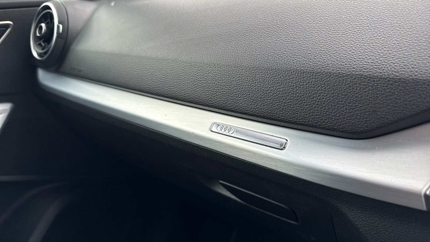 Used Audi Q2 2020 for sale - 77490615: Photo 43