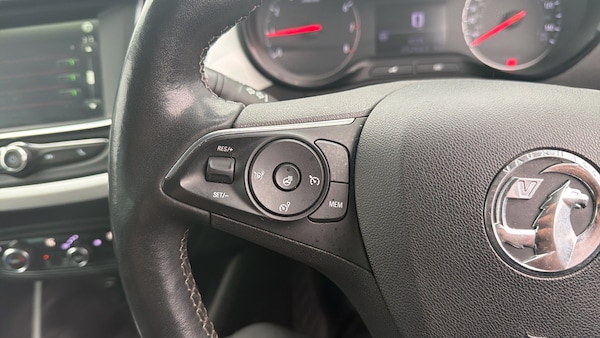 Used Vauxhall Crossland 2021 for sale - 76302859: Photo 32