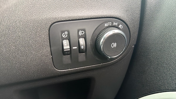 Used Vauxhall Crossland 2021 for sale - 76302859: Photo 39