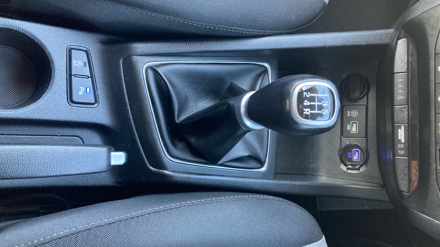 Used Hyundai i20 2019 for sale - 77774362: Photo 43