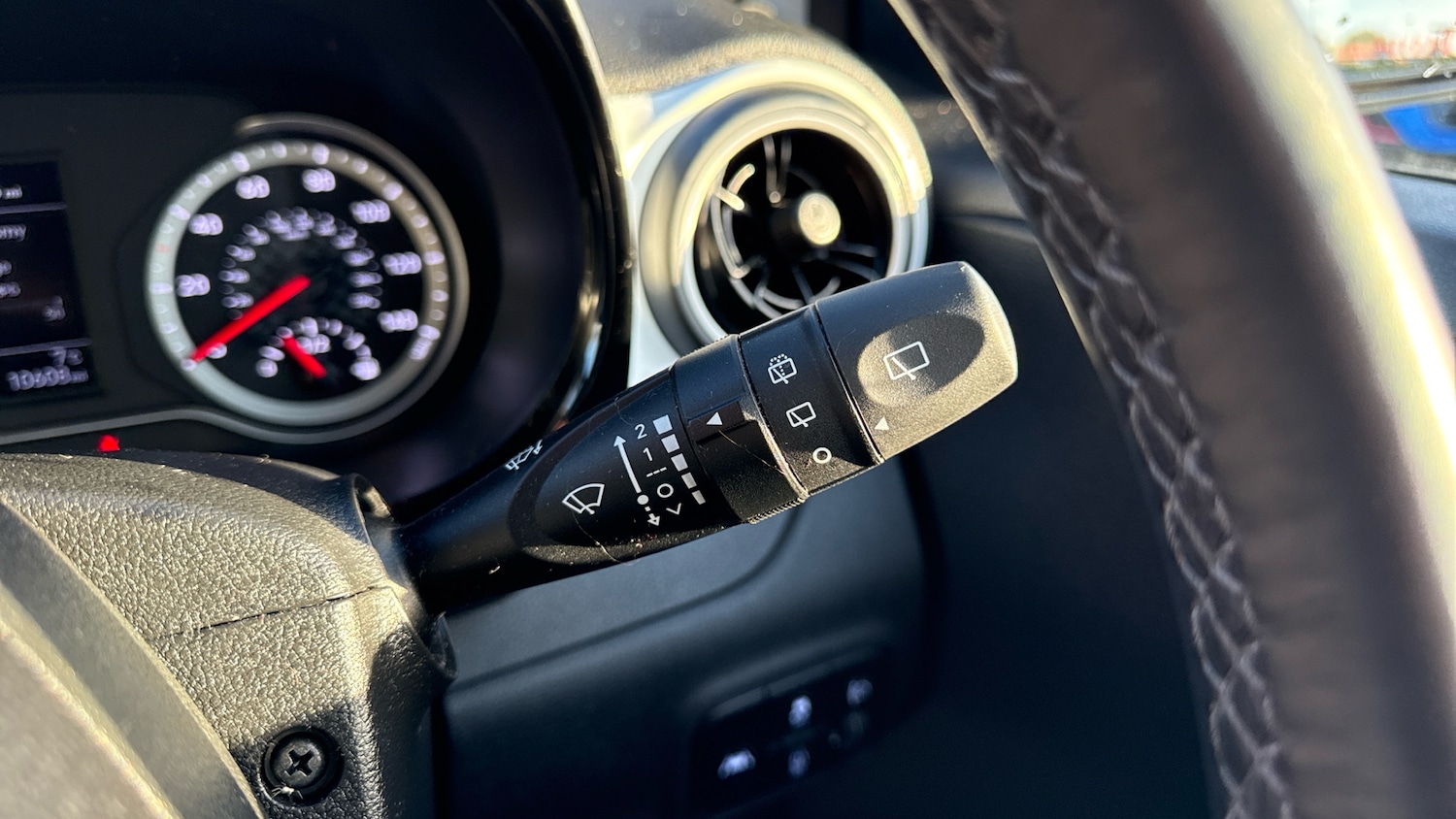 Used Hyundai i10 2022 for sale - 76681608: Photo 32