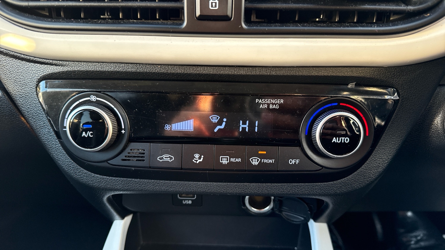 Used Hyundai i10 2022 for sale - 76681608: Photo 36