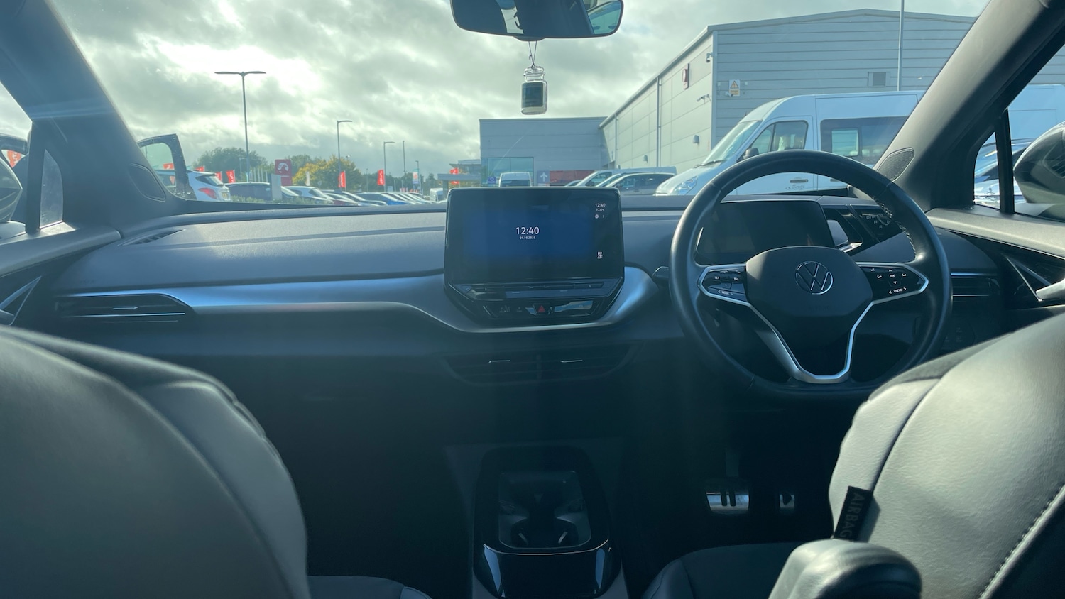 Used Volkswagen ID.4 2022 for sale - 76384916: Photo 10