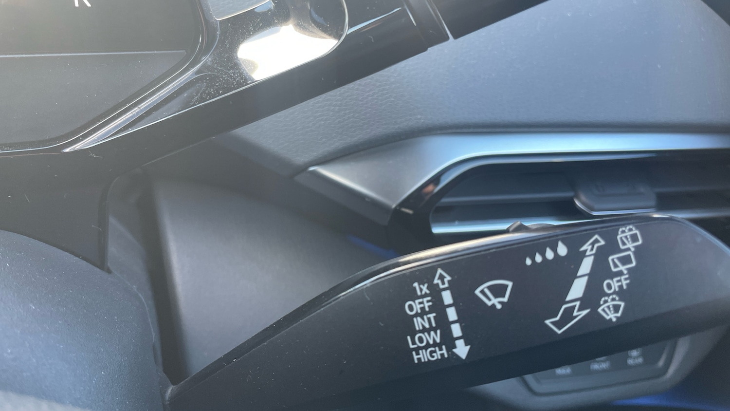 Used Volkswagen ID.4 2022 for sale - 76384916: Photo 24