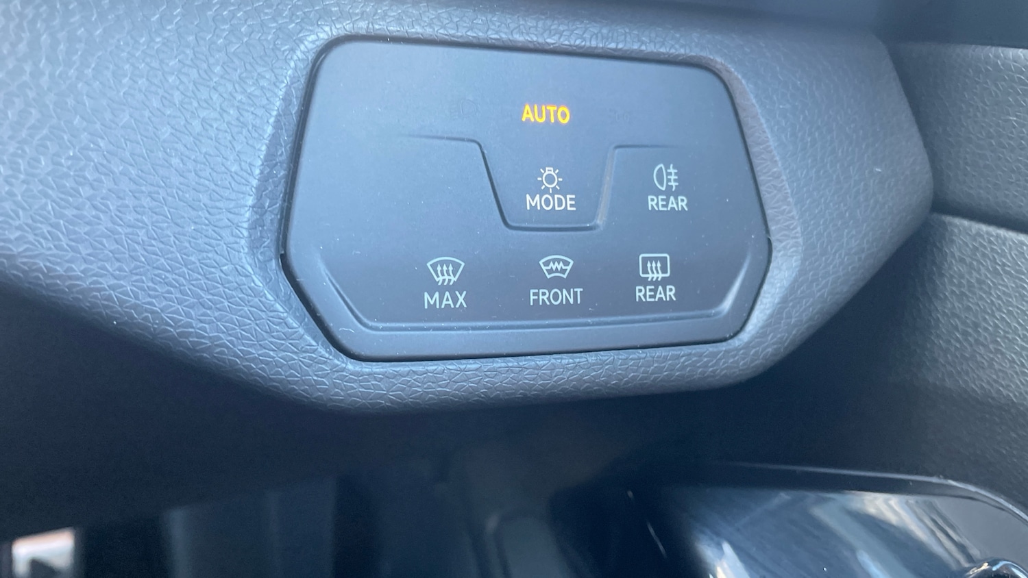 Used Volkswagen ID.4 2022 for sale - 76384916: Photo 33