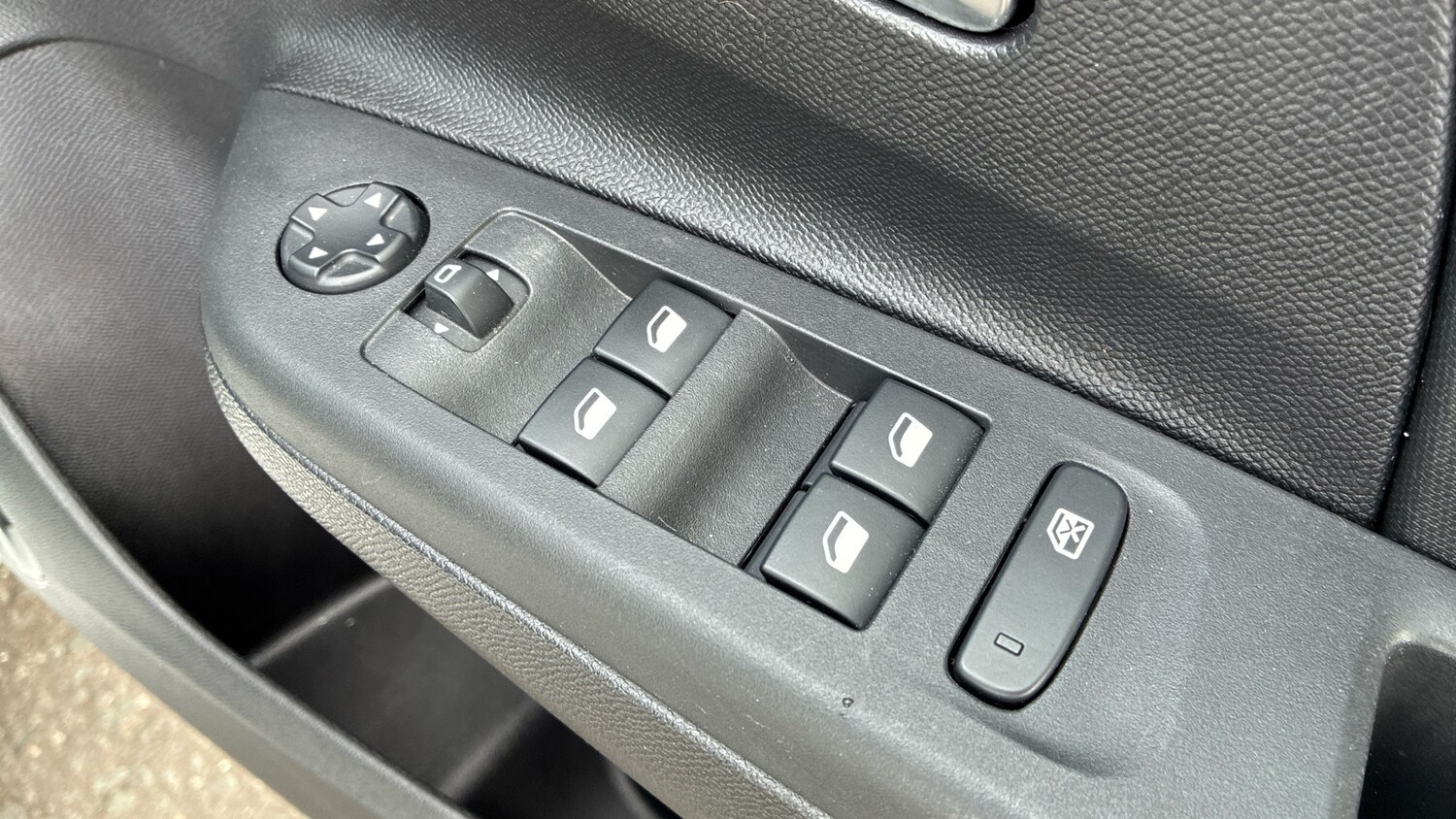 Used Vauxhall Corsa 2024 for sale - 77900880: Photo 21