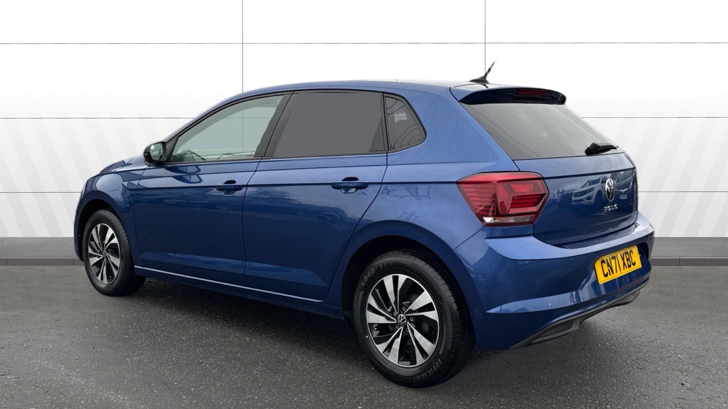 Used Volkswagen Polo 2021 for sale - 77718472: Photo 2