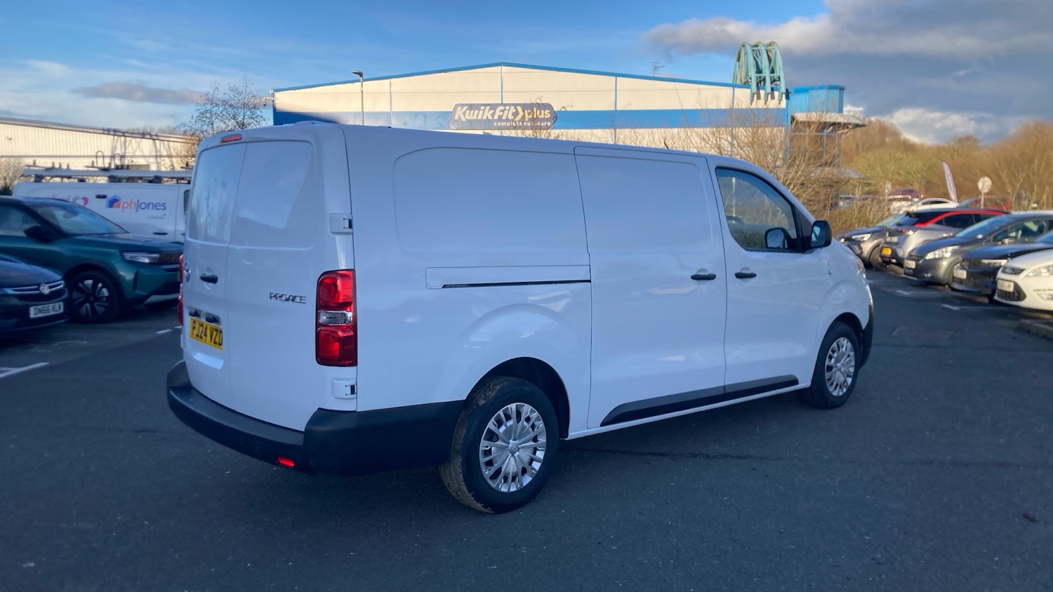 Used Toyota ProAce 2024 for sale - 77570508: Photo 10