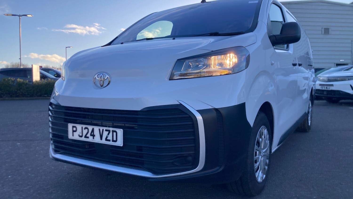 Used Toyota ProAce 2024 for sale - 77570508: Photo 24