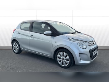 2017 (17) - 1.0 VTi Feel 5dr Petrol Hatchback