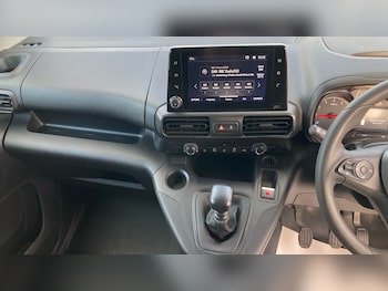 Used Vauxhall Combo 2023 for sale - 76263706: Photo 3