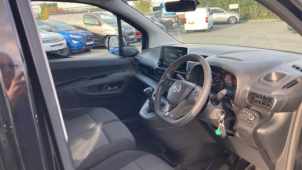 Used Vauxhall Combo 2023 for sale - 76263706: Photo 8