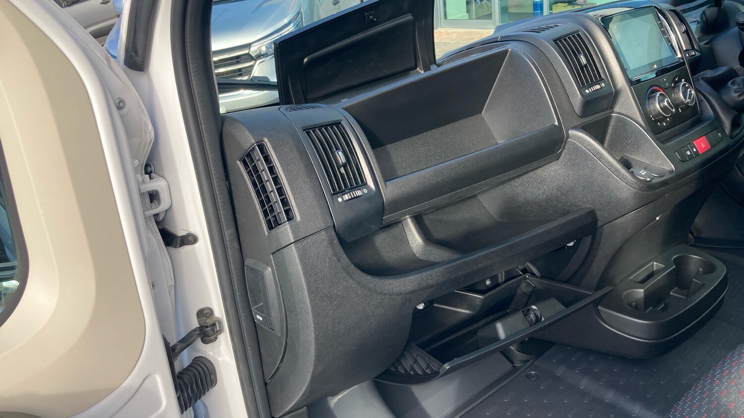 Used Citroen Relay 2023 for sale - 76364345: Photo 29