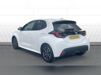 Used Toyota Yaris 2022 for sale - 79017854: Photo