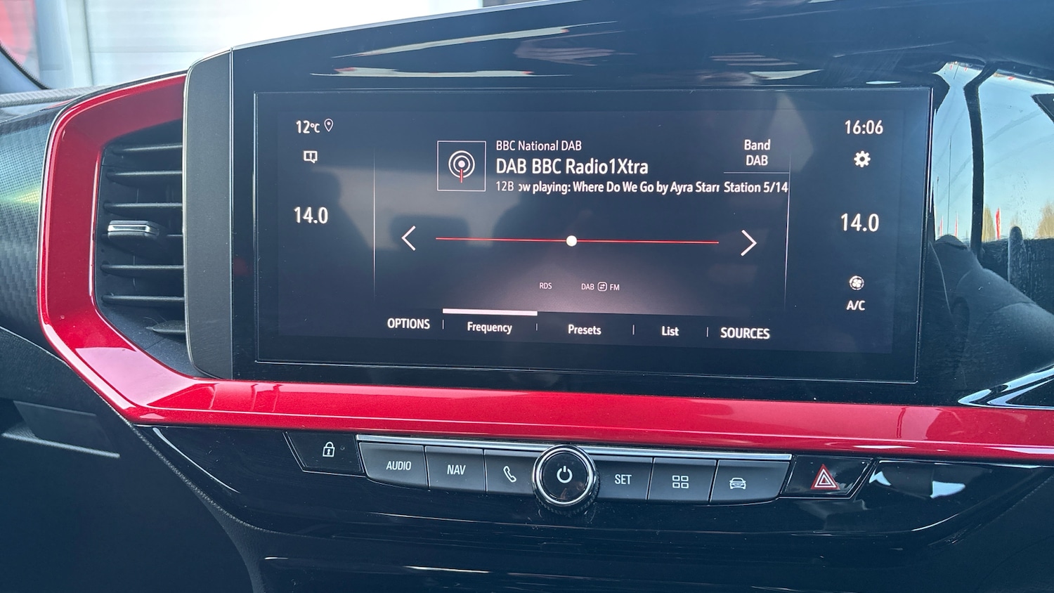 Used Vauxhall Mokka 2023 for sale - 78111917: Photo 12