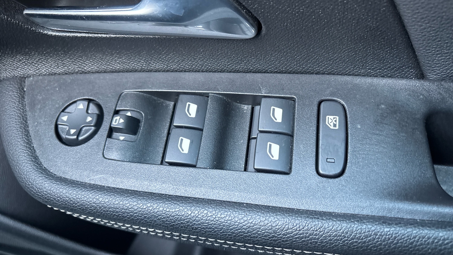 Used Vauxhall Mokka 2023 for sale - 78111917: Photo 23