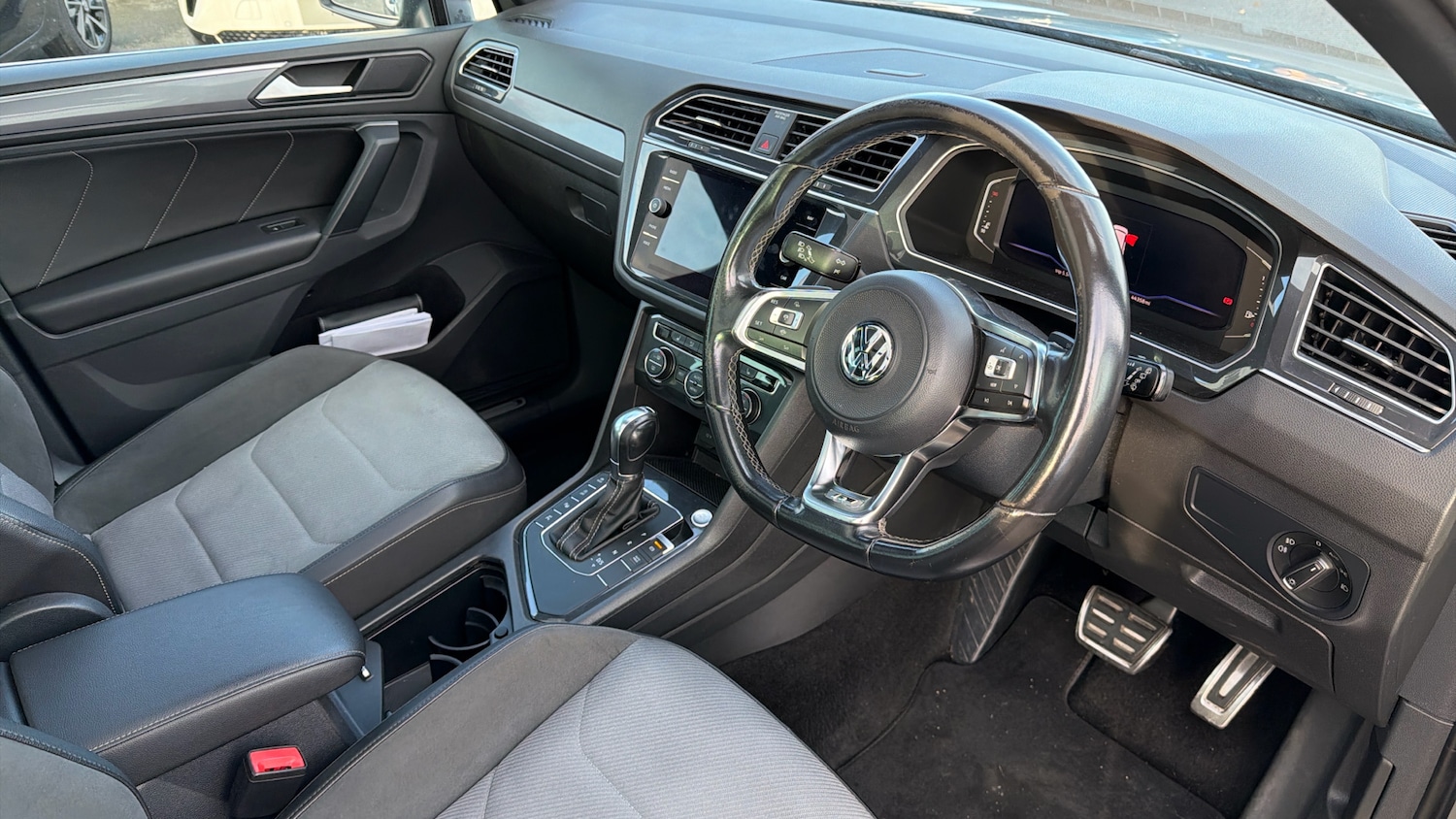 Used Volkswagen Tiguan 2019 for sale - 77260748: Photo 11