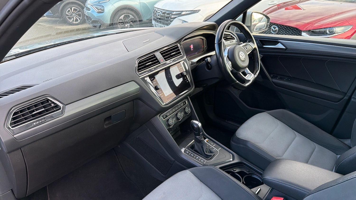 Used Volkswagen Tiguan 2019 for sale - 77260748: Photo 9