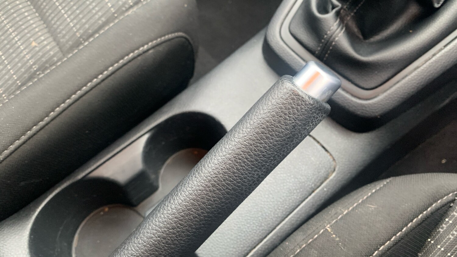 Used Kia Stonic 2024 for sale - 77543490: Photo 37