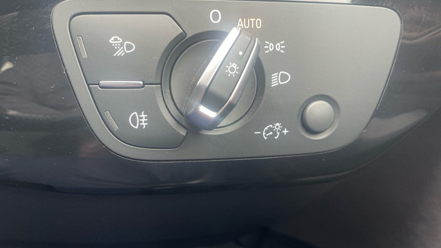 Used Audi A4 2020 for sale - 78144180: Photo 44