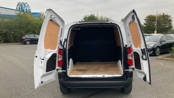 Used Vauxhall Combo 2024 for sale - 76305253: Photo 4