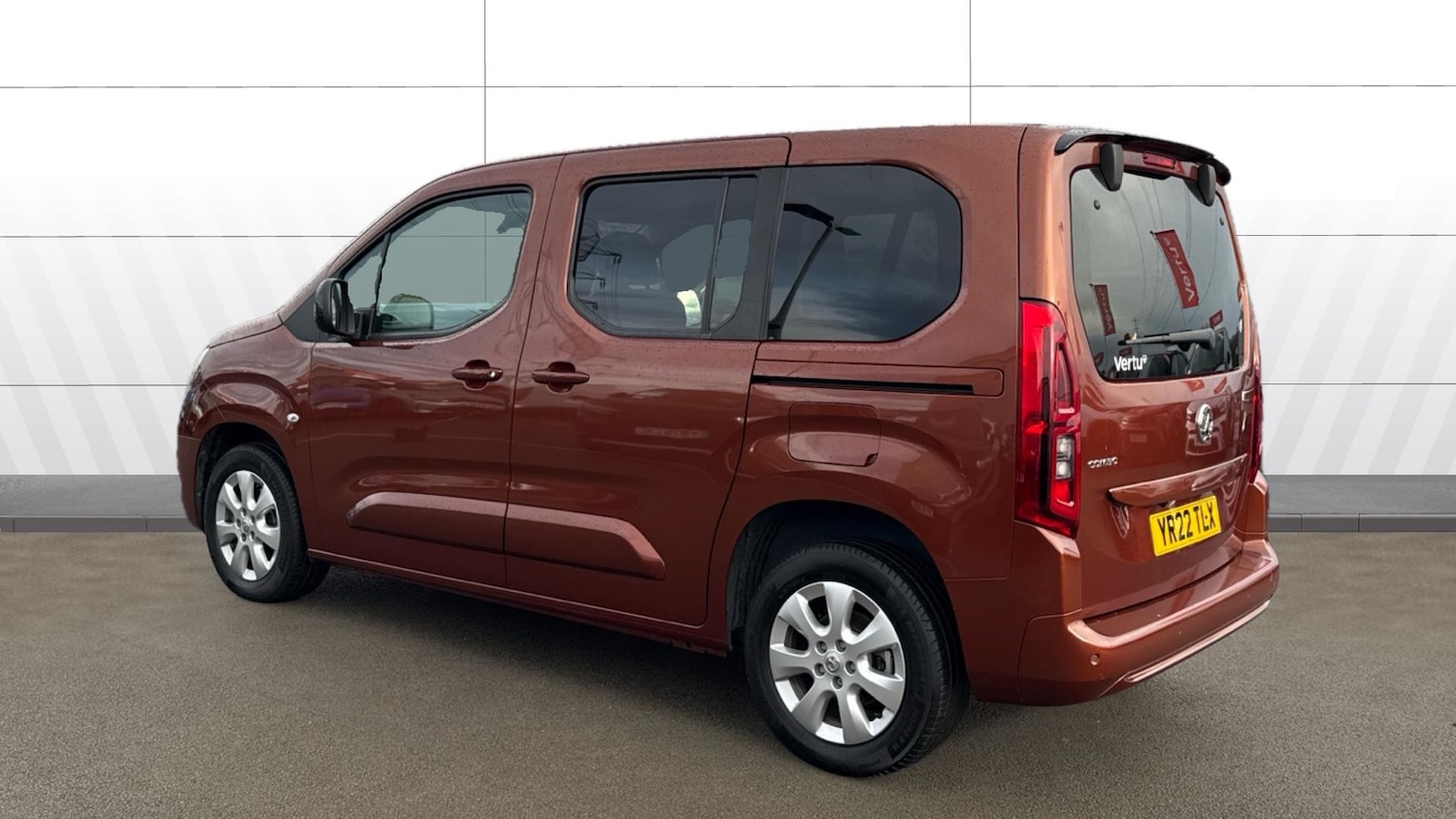 Used Vauxhall Combo Life 2022 for sale - 76605451: Photo 2