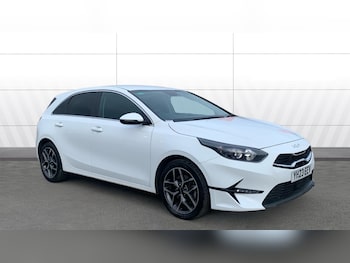 Used Kia Ceed 2023 for sale - 78239996: Photo