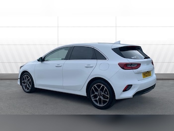 Used Kia Ceed 2023 for sale - 78239996: Photo